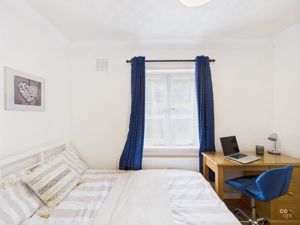 Bedroom- click for photo gallery